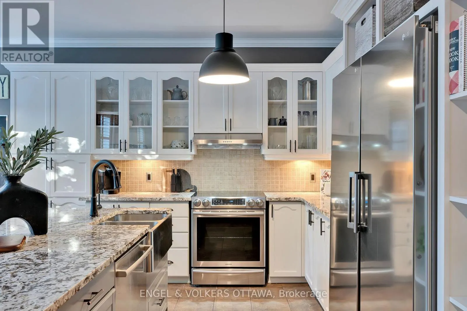 5 WYNRIDGE PLACE