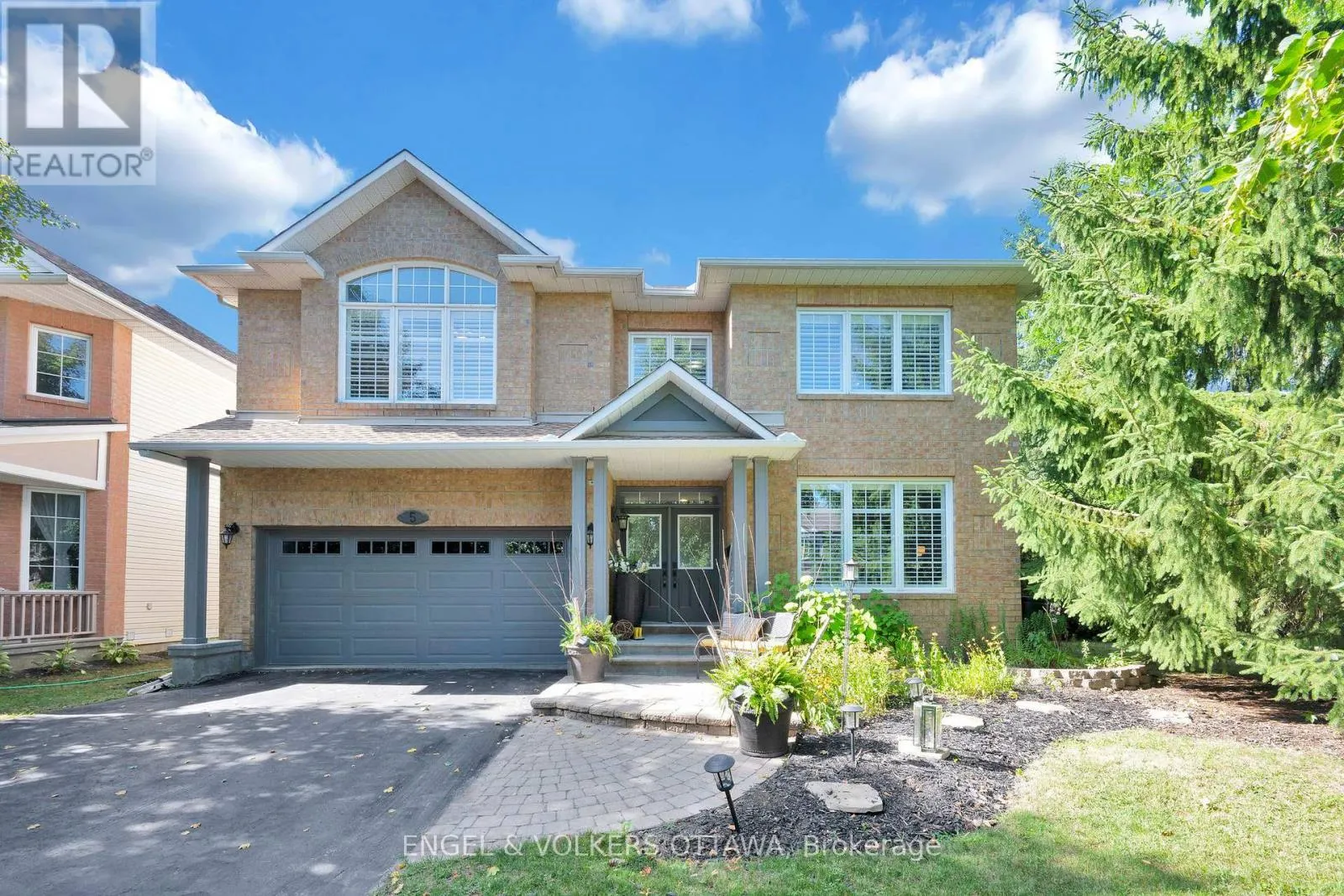 5 WYNRIDGE PLACE
