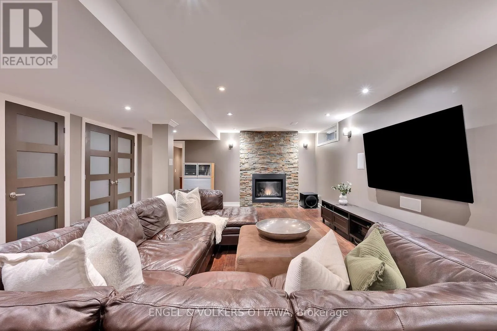 5 WYNRIDGE PLACE