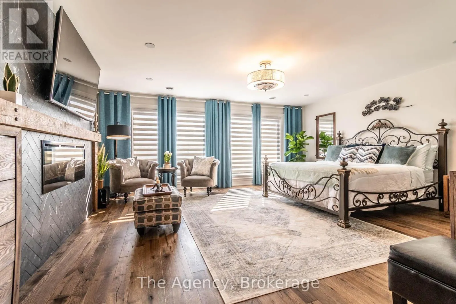 119 WILLOWBROOK DRIVE