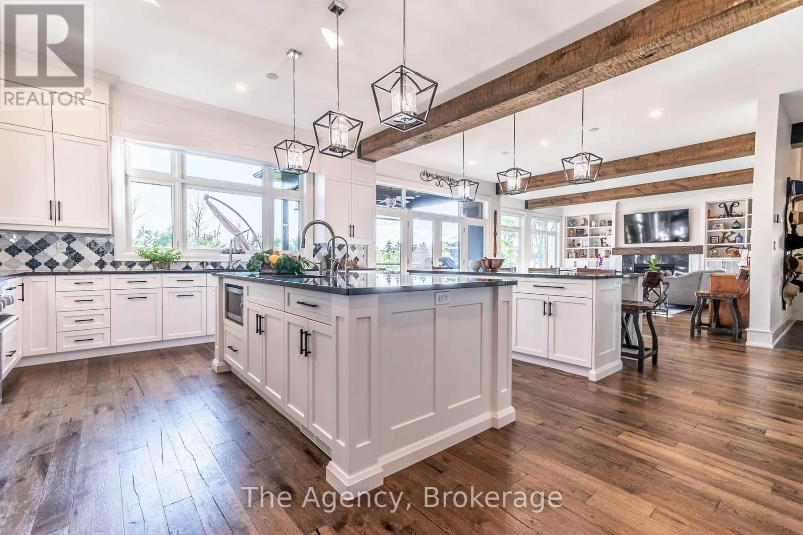 119 WILLOWBROOK DRIVE