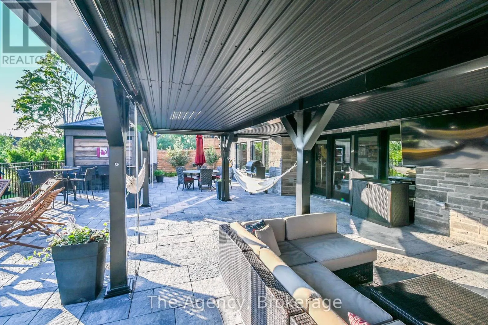 119 WILLOWBROOK DRIVE