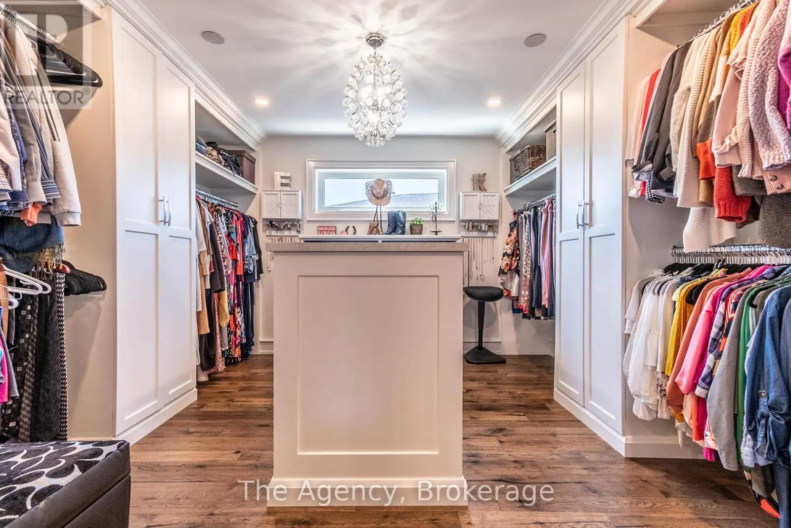119 WILLOWBROOK DRIVE