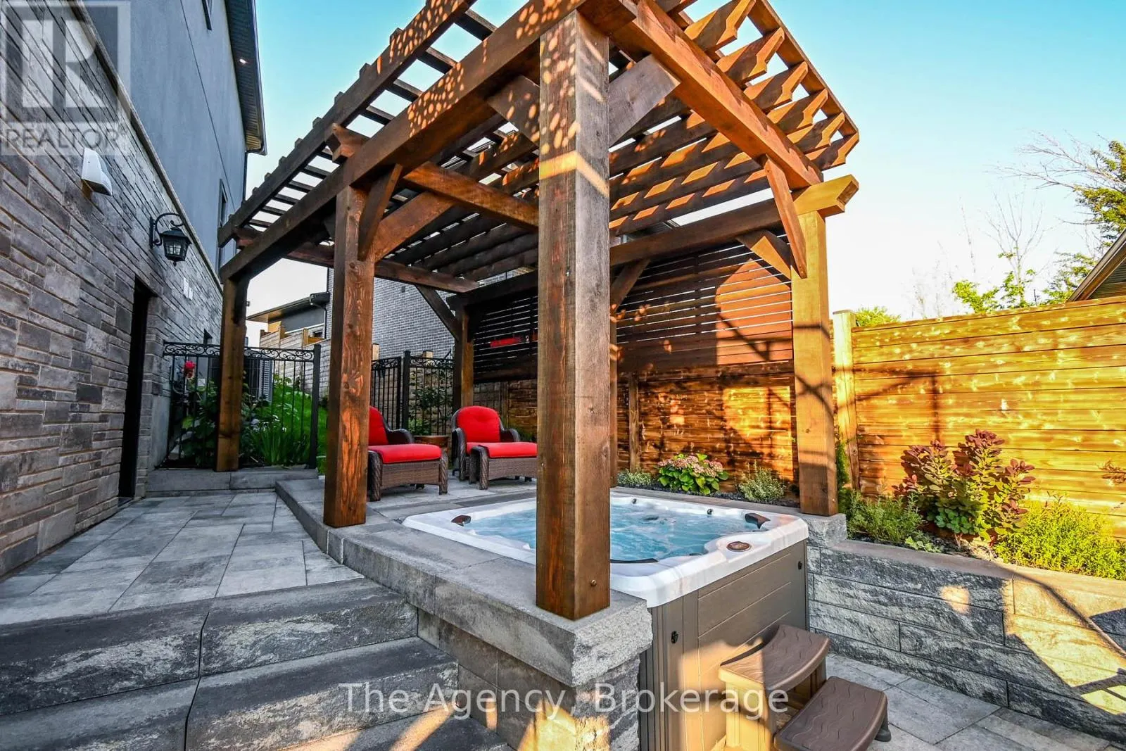 119 WILLOWBROOK DRIVE