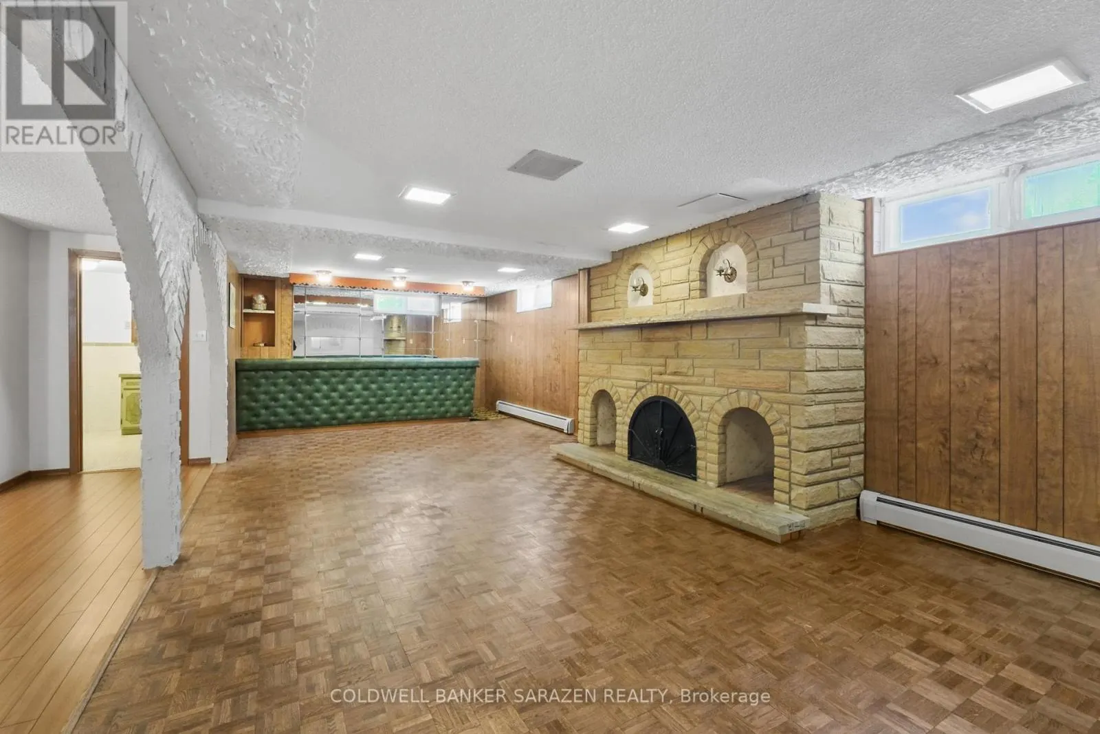 974 GREENBRIAR AVENUE