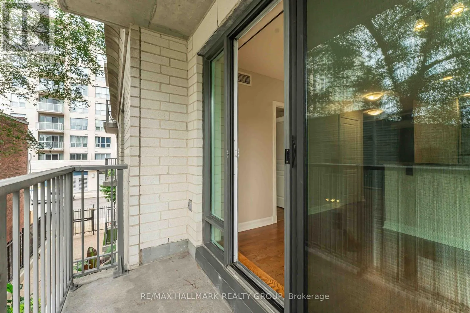 204 - 200 BESSERER STREET