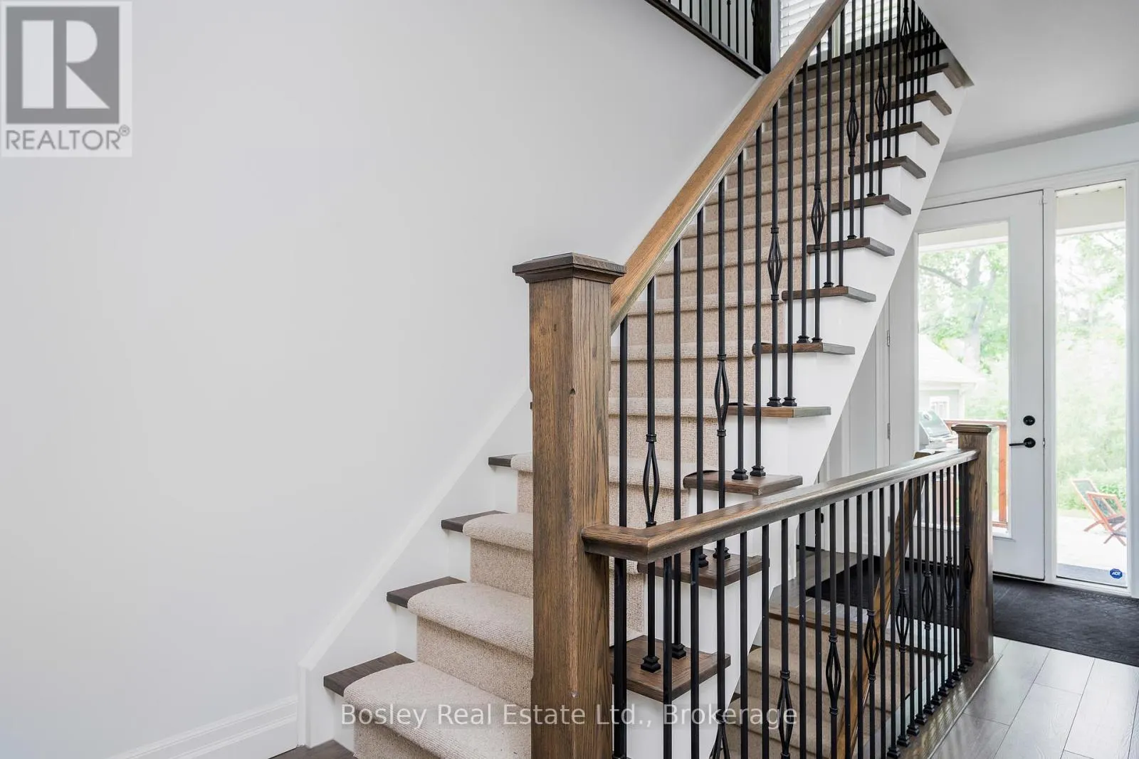 146 SNOW APPLE CRESCENT
