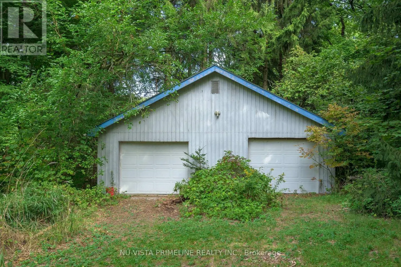5699 SUNSET DRIVE