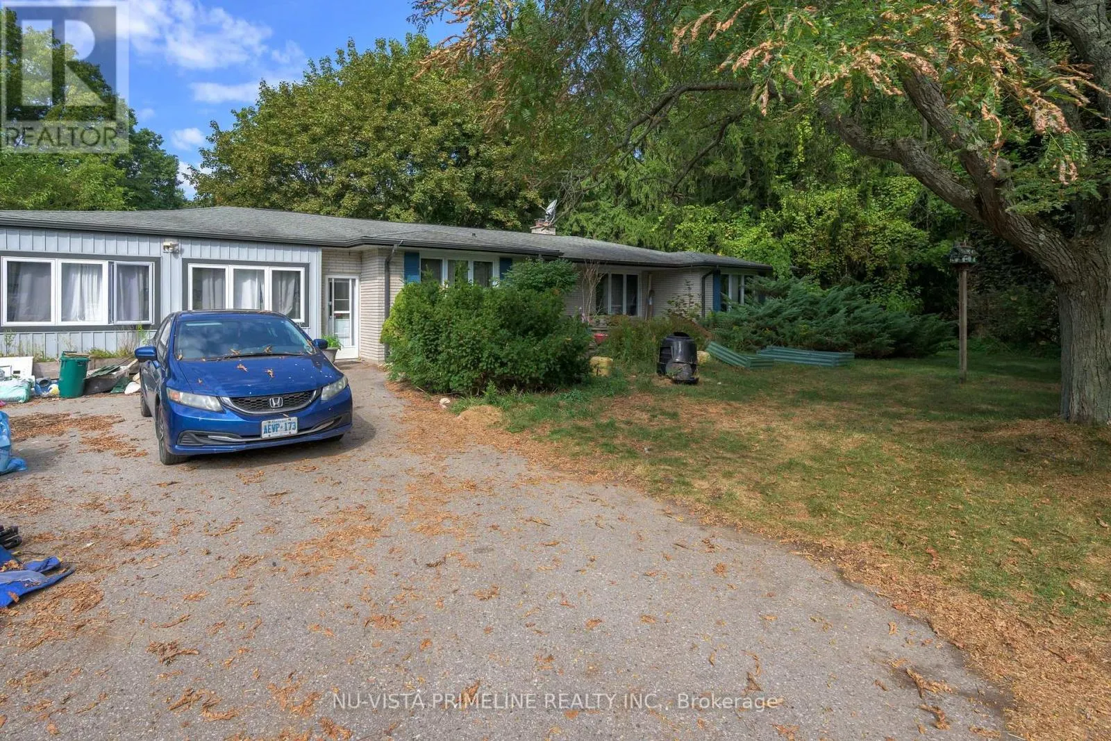 5699 SUNSET DRIVE