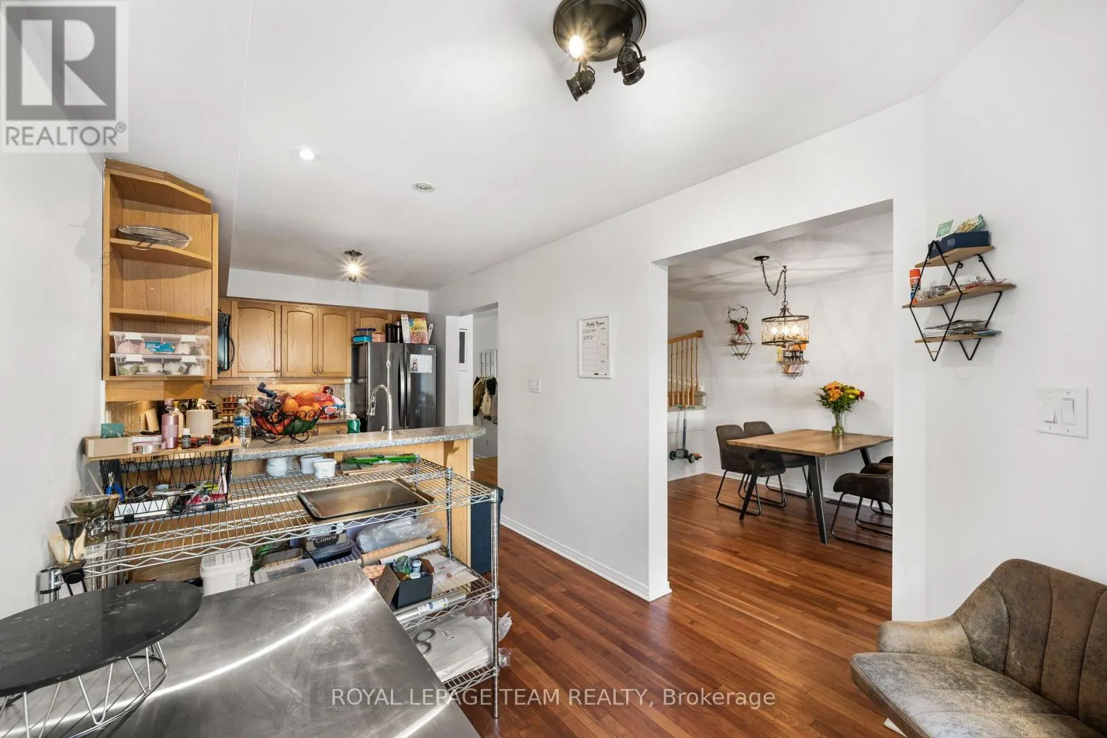 30 GOLDTHORPE PRIVATE