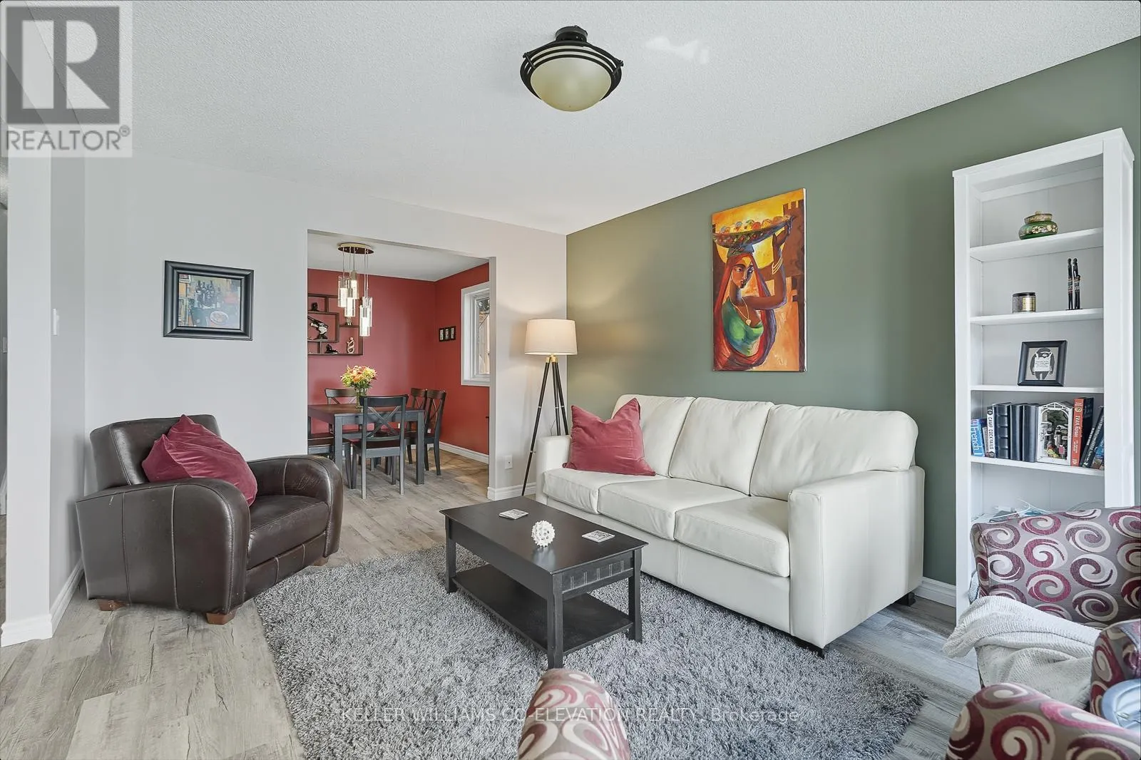 286 TAGGE CRESCENT