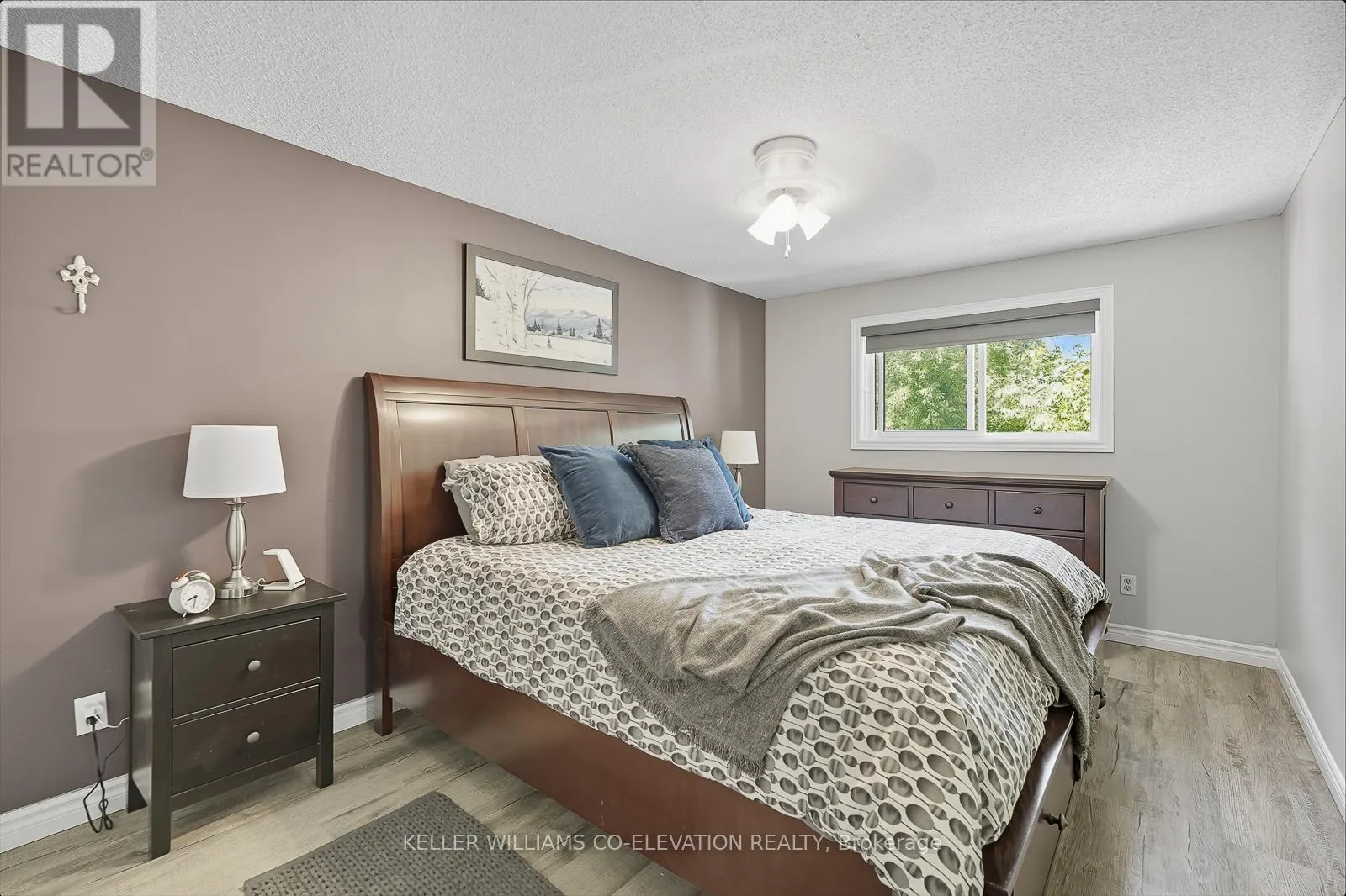 286 TAGGE CRESCENT