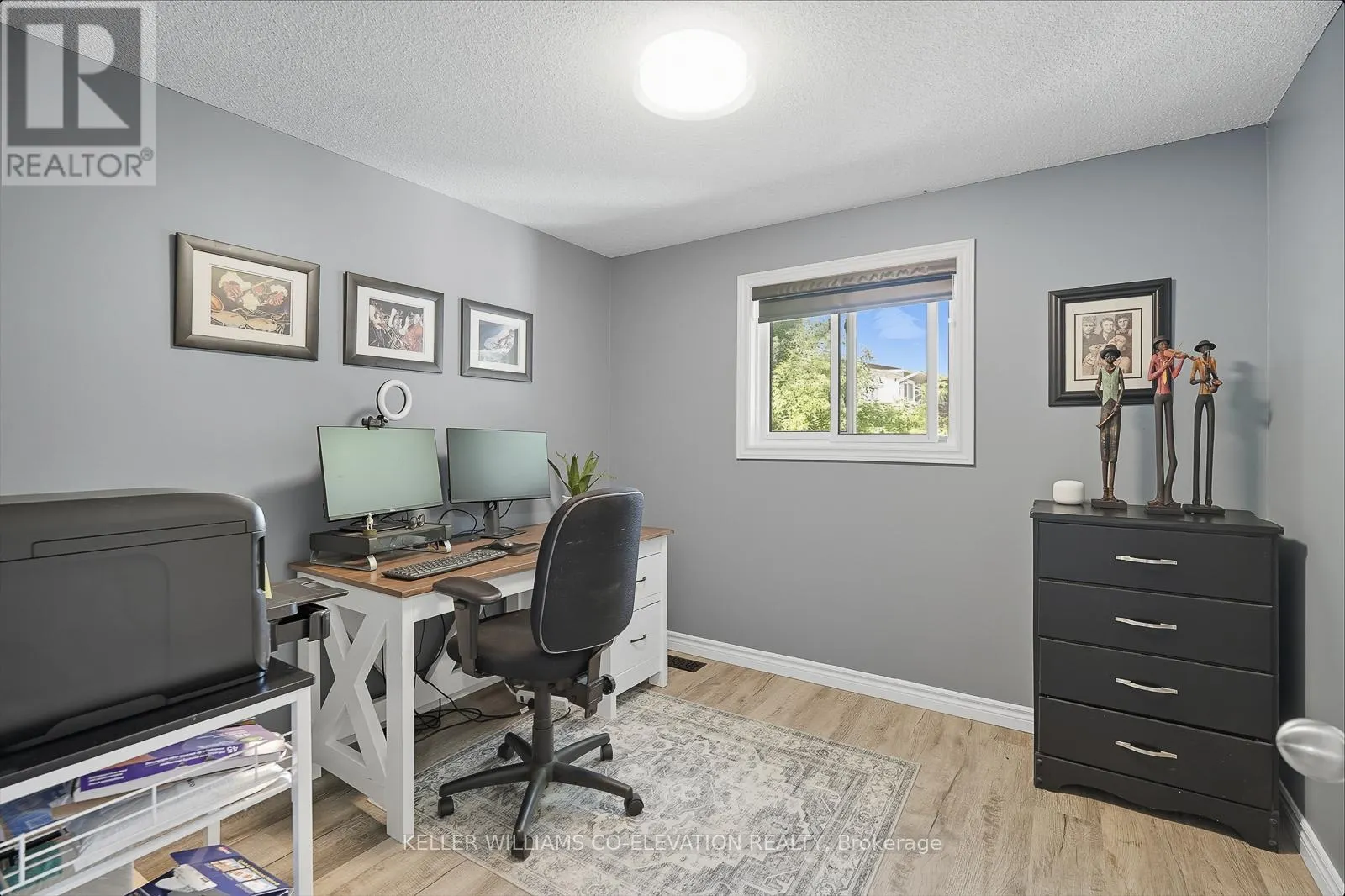 286 TAGGE CRESCENT