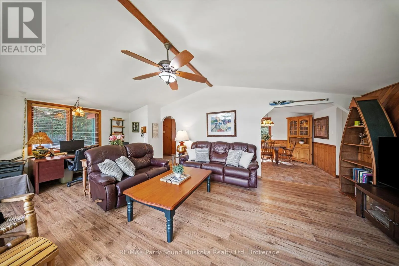 23 BROWN'S LAKE ROAD