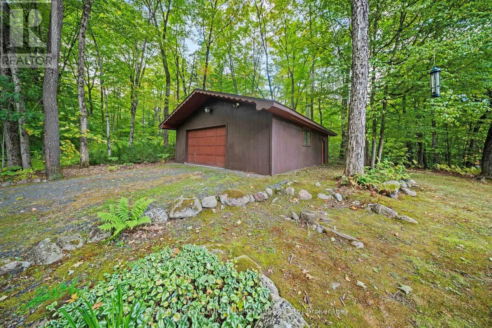 23 BROWN'S LAKE ROAD