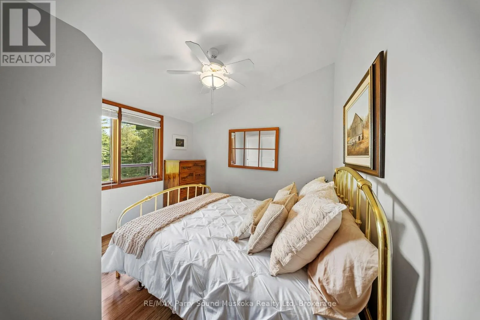 23 BROWN'S LAKE ROAD
