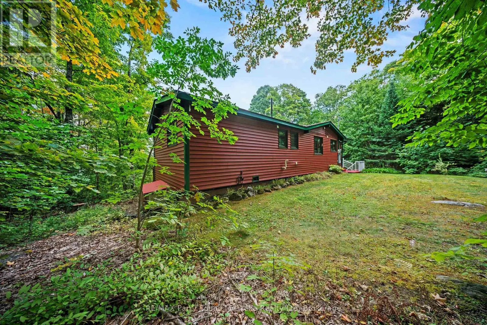 23 BROWN'S LAKE ROAD