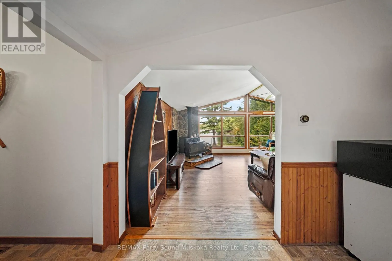 23 BROWN'S LAKE ROAD