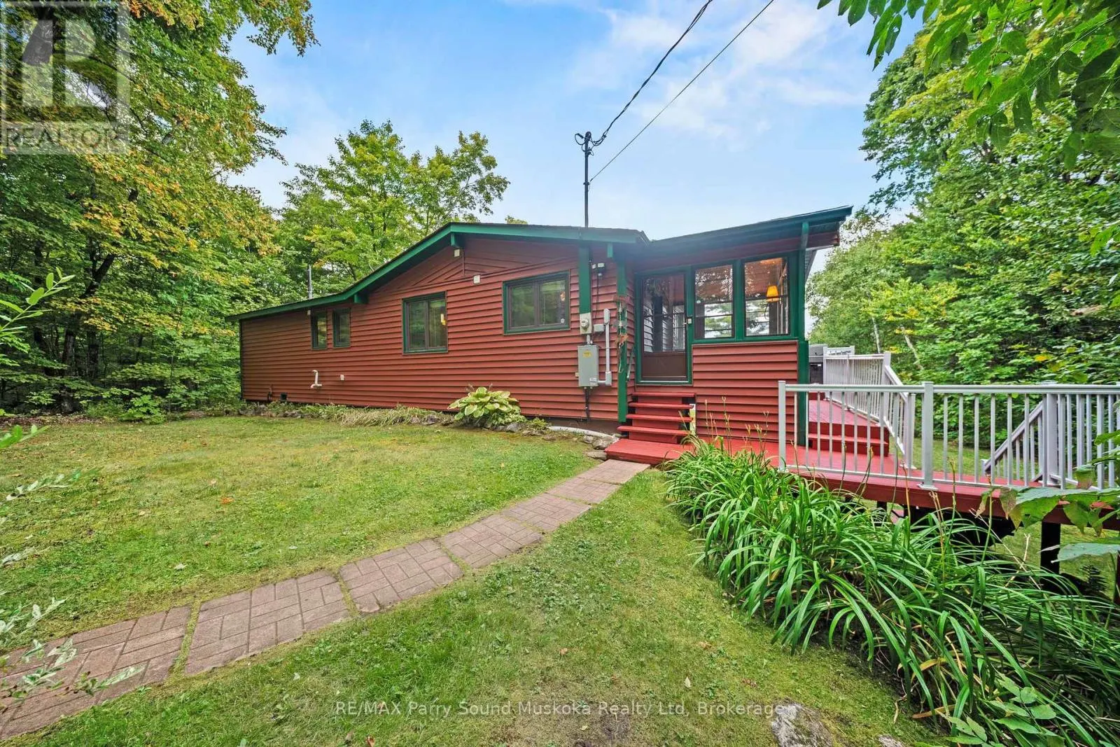 23 BROWN'S LAKE ROAD