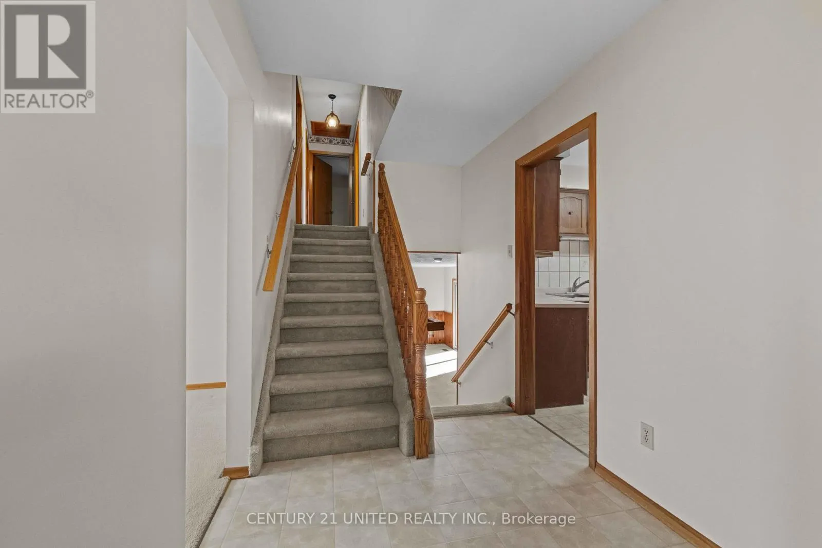 1332 BALSAM AVENUE