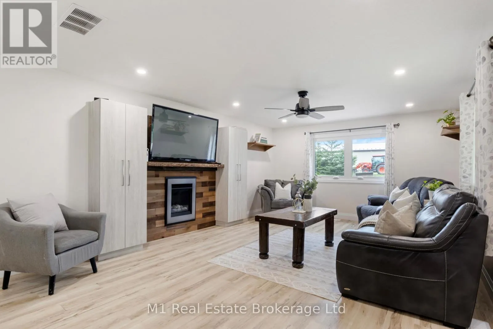 58 2ND AVENUE