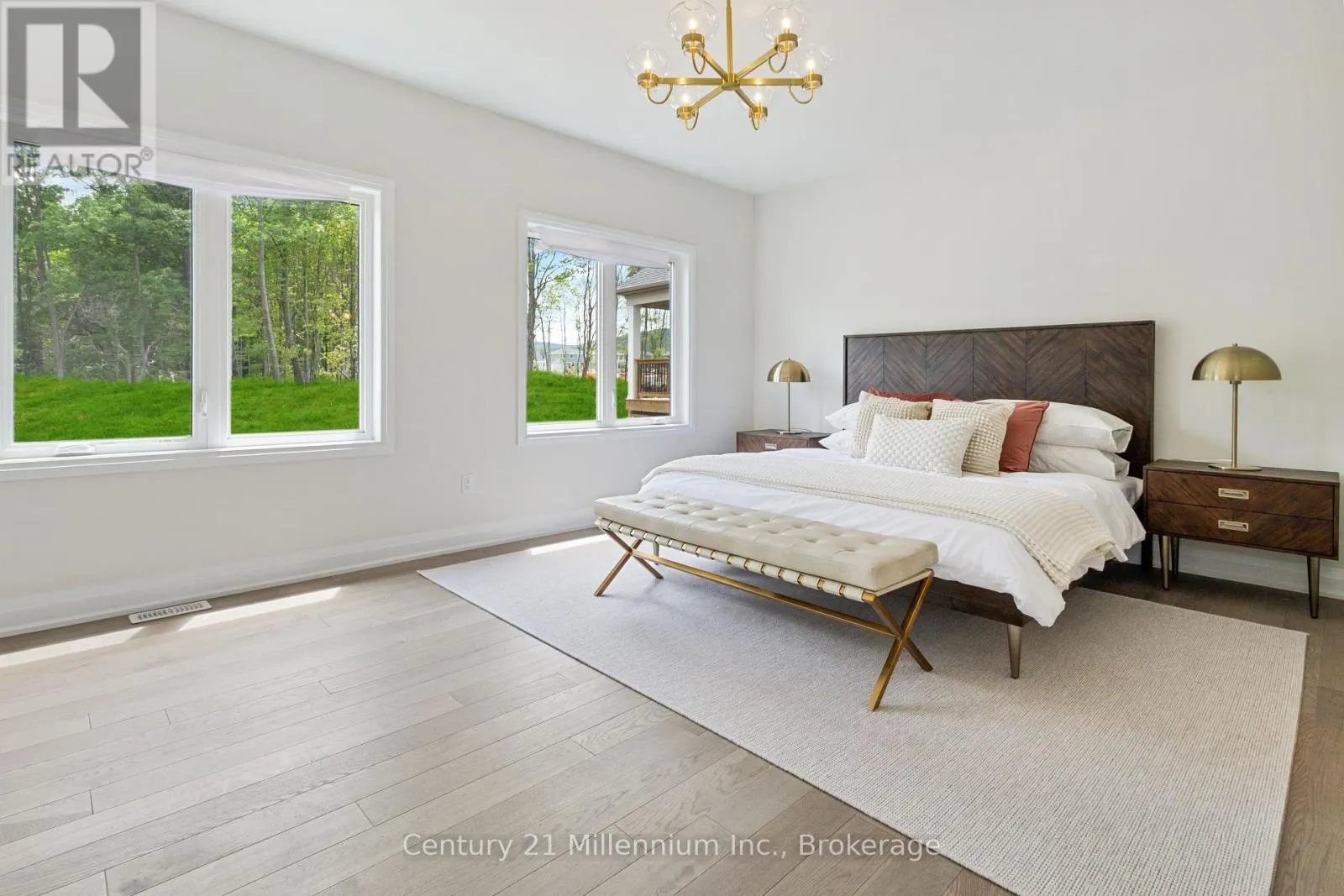 115 STILLWATER CRESCENT