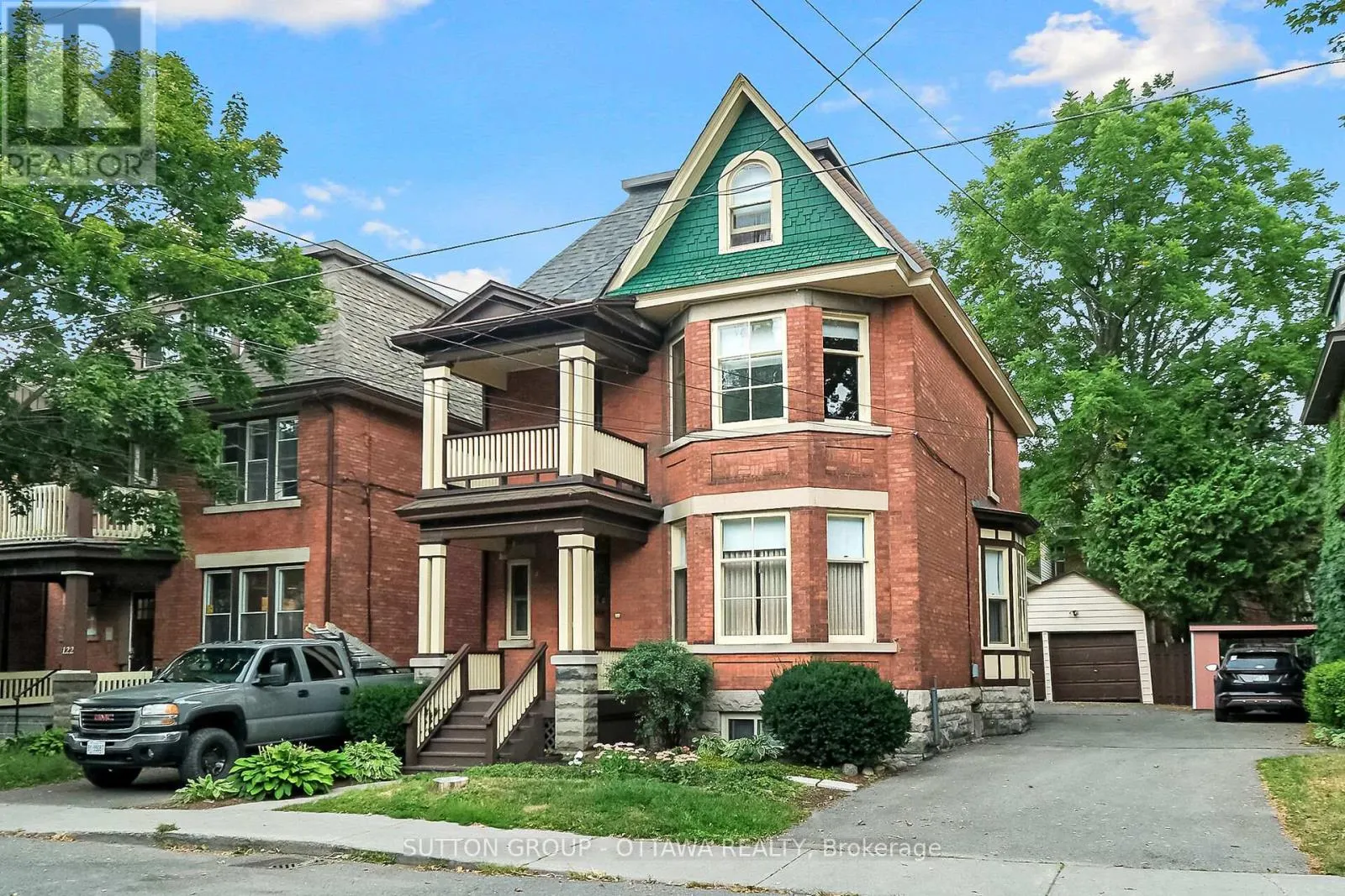 124 FOURTH AVENUE
