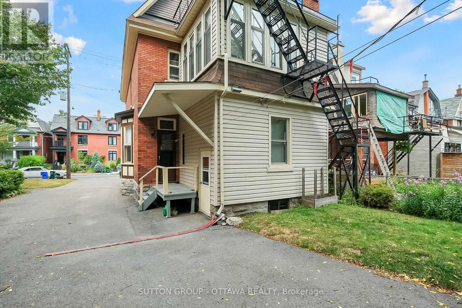 124 FOURTH AVENUE
