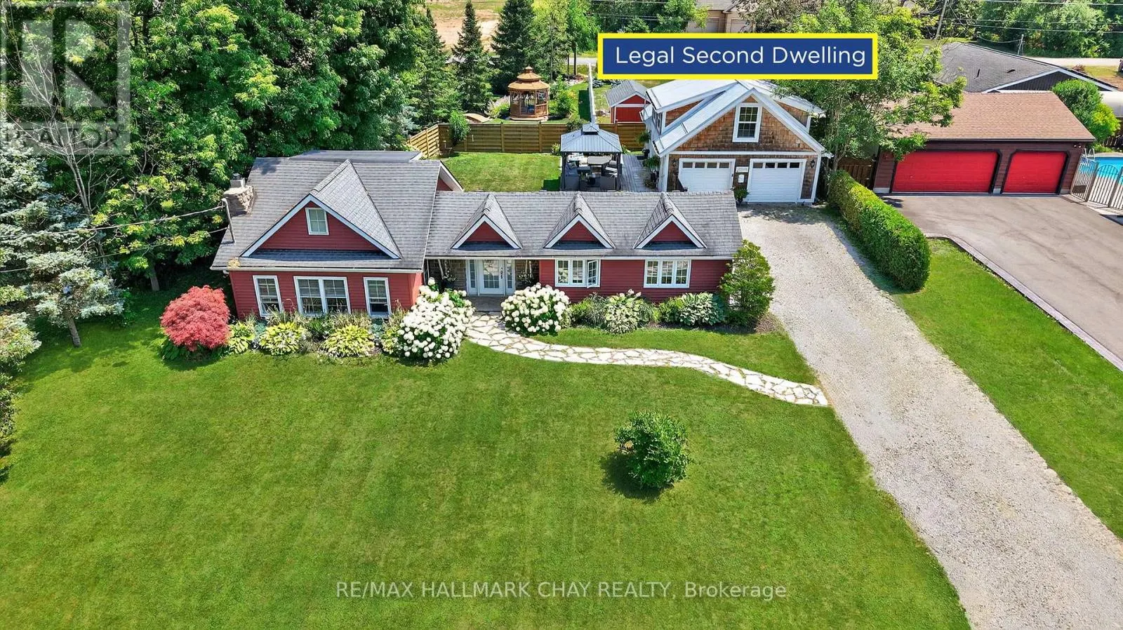 44 PLEASANT AVENUE S