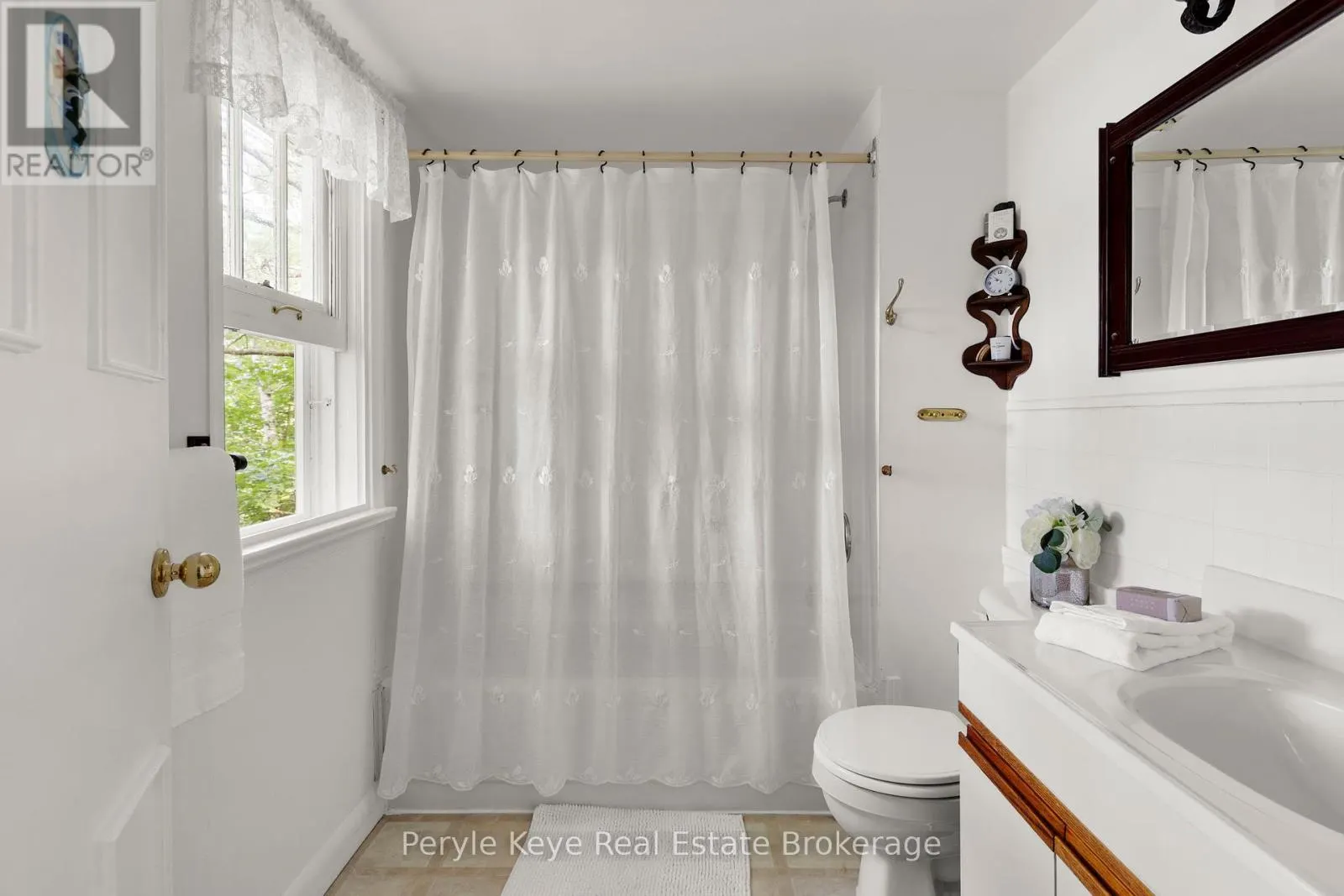 136 DEER LAKE ROAD
