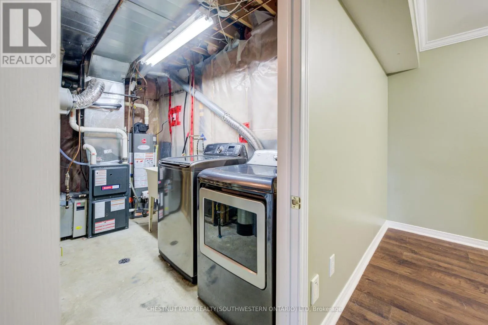 15 PETTITT DRIVE