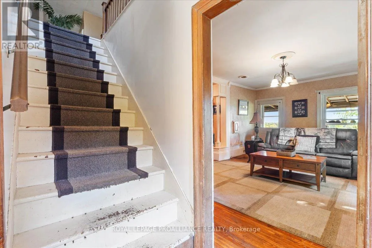 22 CARSON ROAD