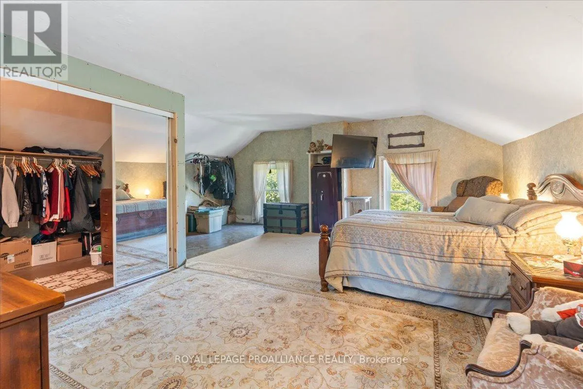 22 CARSON ROAD