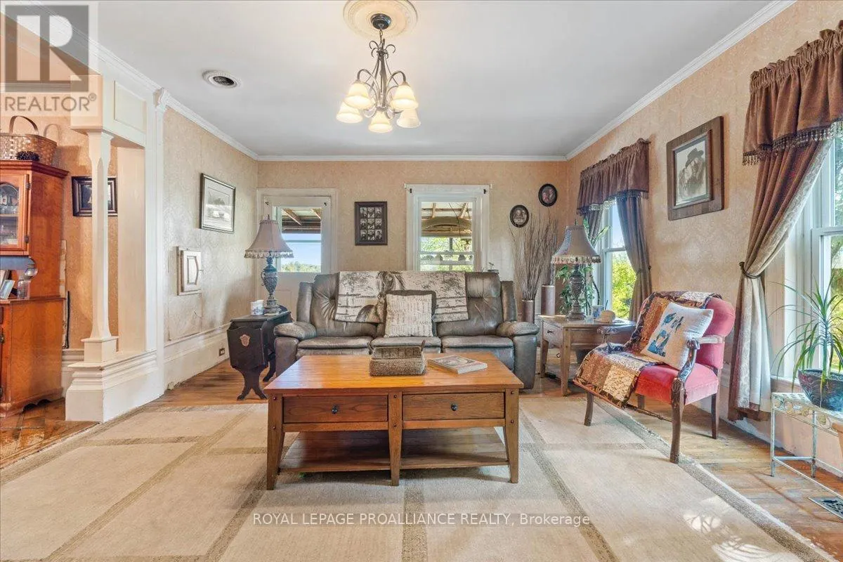 22 CARSON ROAD