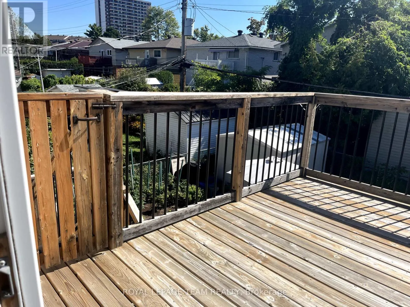 B - UPPER - 2656 DON STREET