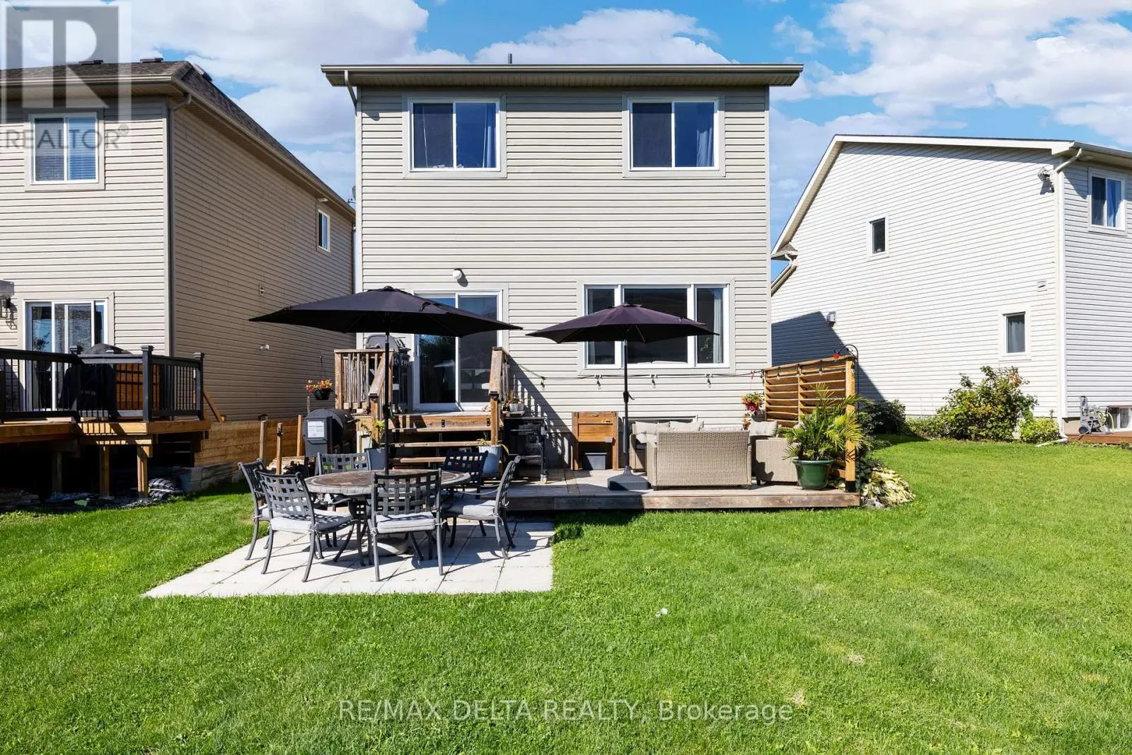 221 MERCURY STREET