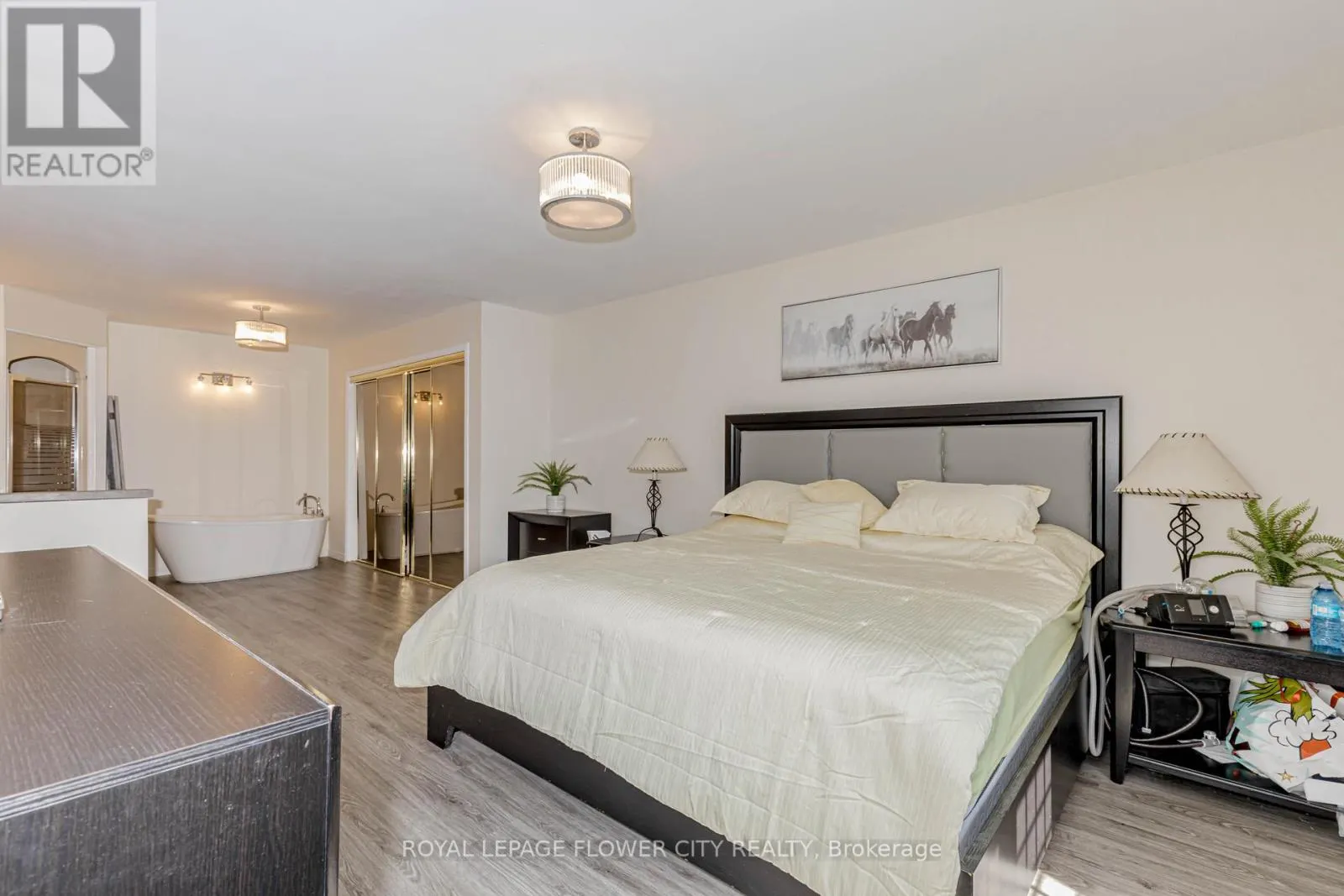 169 SUNNINGDALE DRIVE
