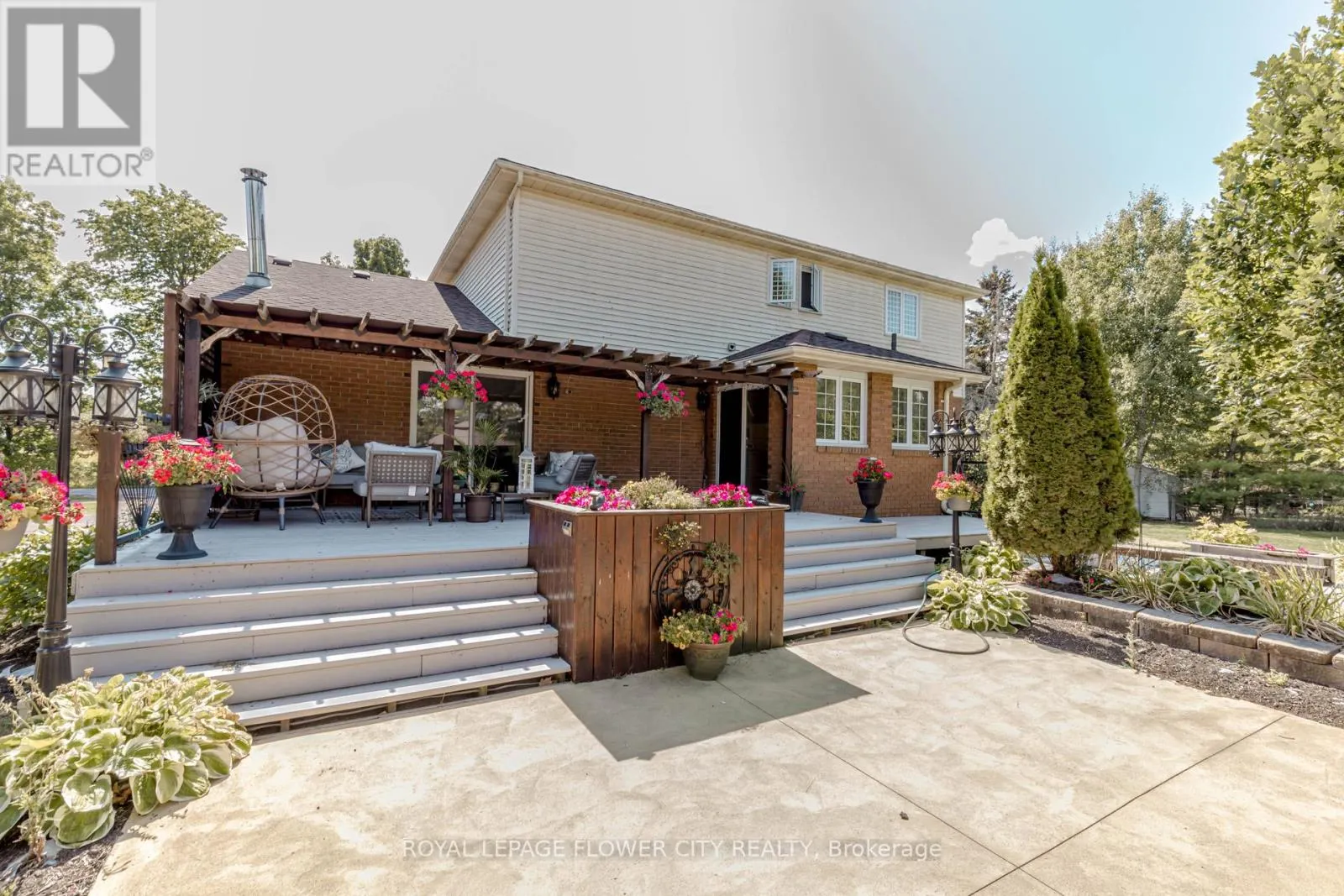 169 SUNNINGDALE DRIVE