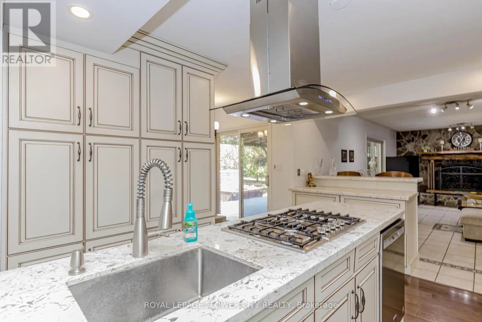 169 SUNNINGDALE DRIVE
