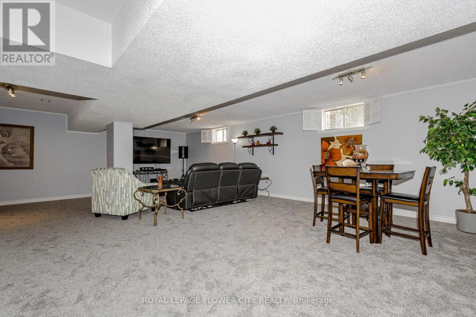 169 SUNNINGDALE DRIVE