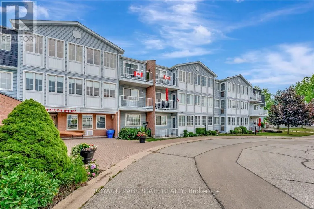 101 - 500 SILVERBIRCH BOULEVARD