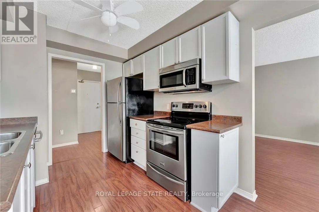 101 - 500 SILVERBIRCH BOULEVARD