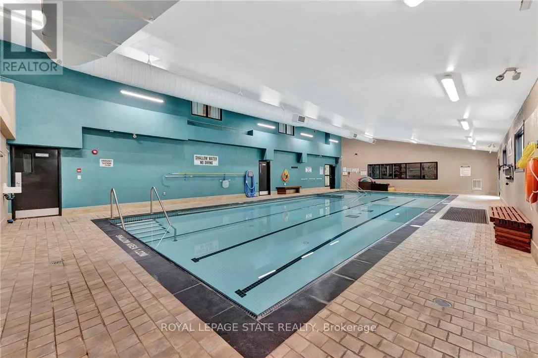 101 - 500 SILVERBIRCH BOULEVARD