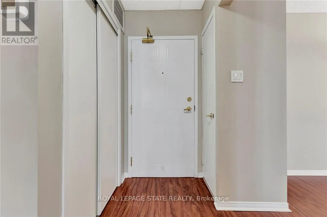 101 - 500 SILVERBIRCH BOULEVARD