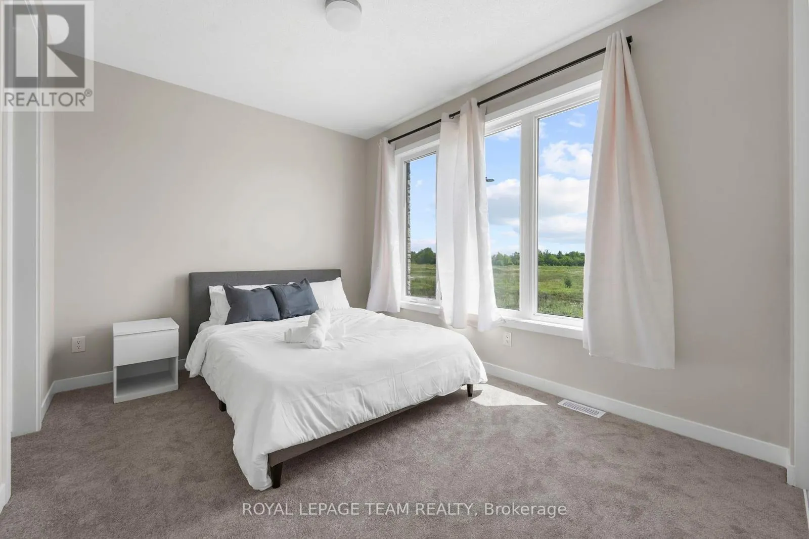 280 SAPLING GROVE