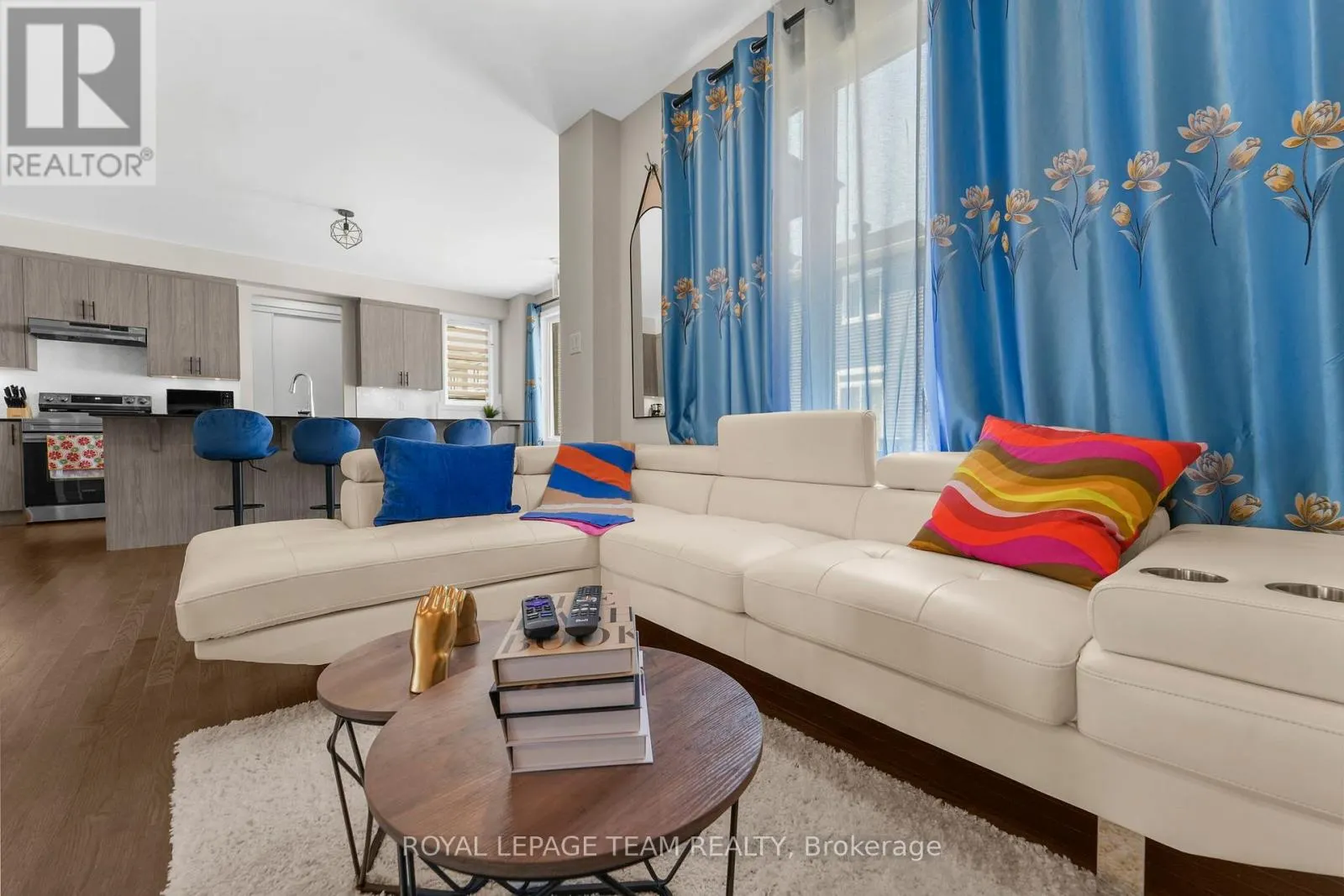 280 SAPLING GROVE