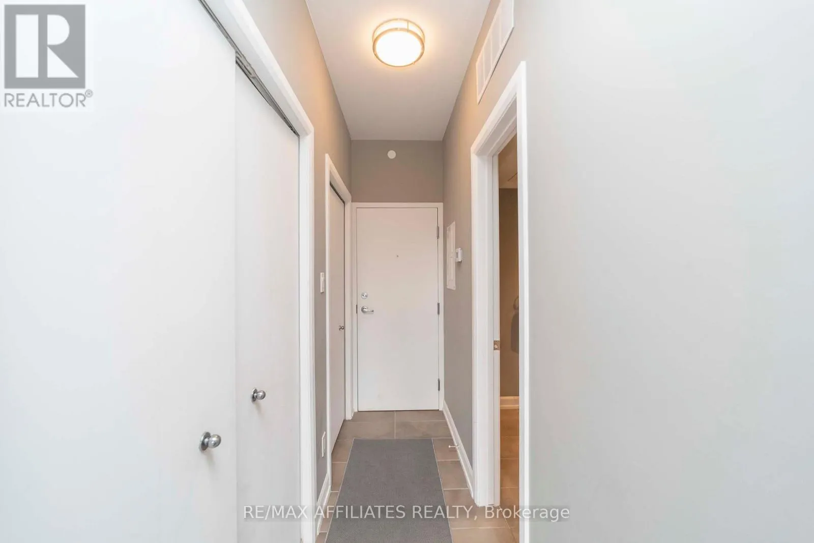503 - 150 GREENFIELD AVENUE