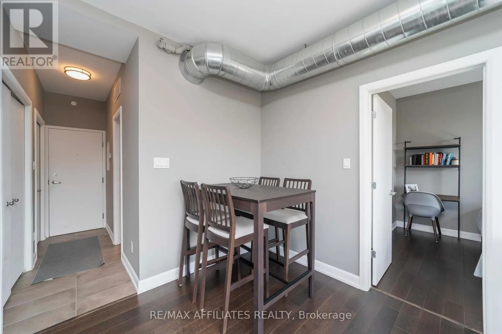 503 - 150 GREENFIELD AVENUE