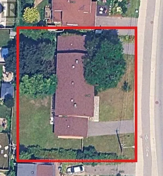 1244-46 PRINCE OF WALES DRIVE