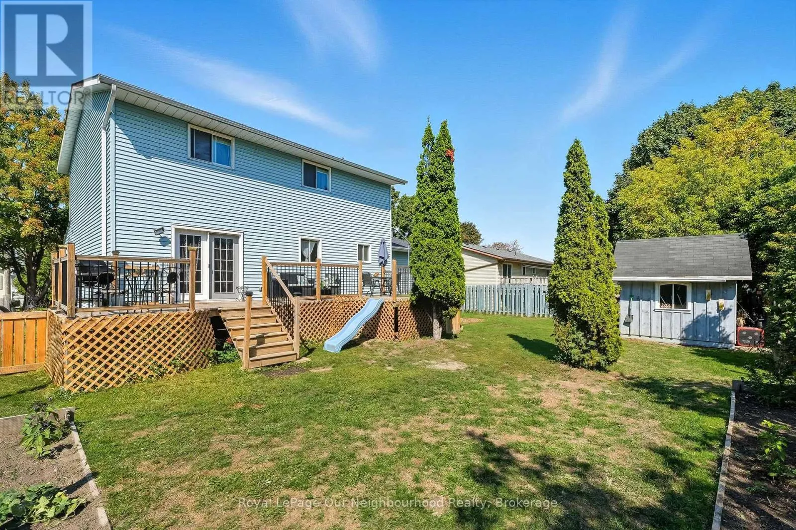 17 ELGIN STREET W